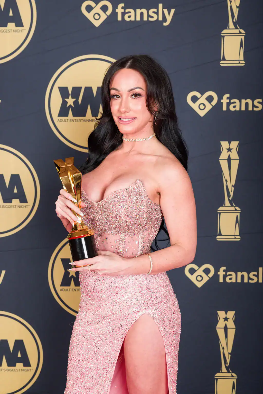 Jennifer White Takes Home Two 2026 XMA Awards, Including ‘Female Performer of the Year’ - Image 01 (February 5, 2026)