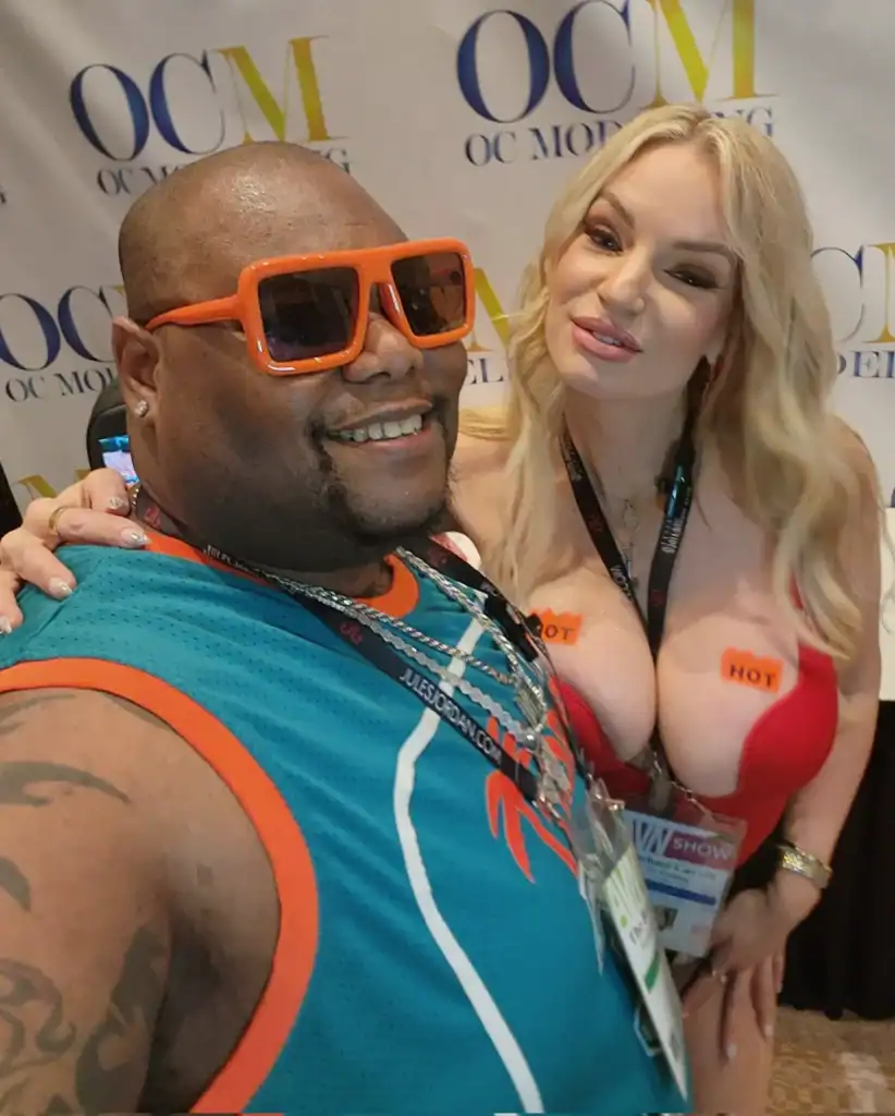 Big Will Interviews Rachael Cavalli at AVN 2026 – Presented with OC Modeling - Image 01 (April 10, 2026)