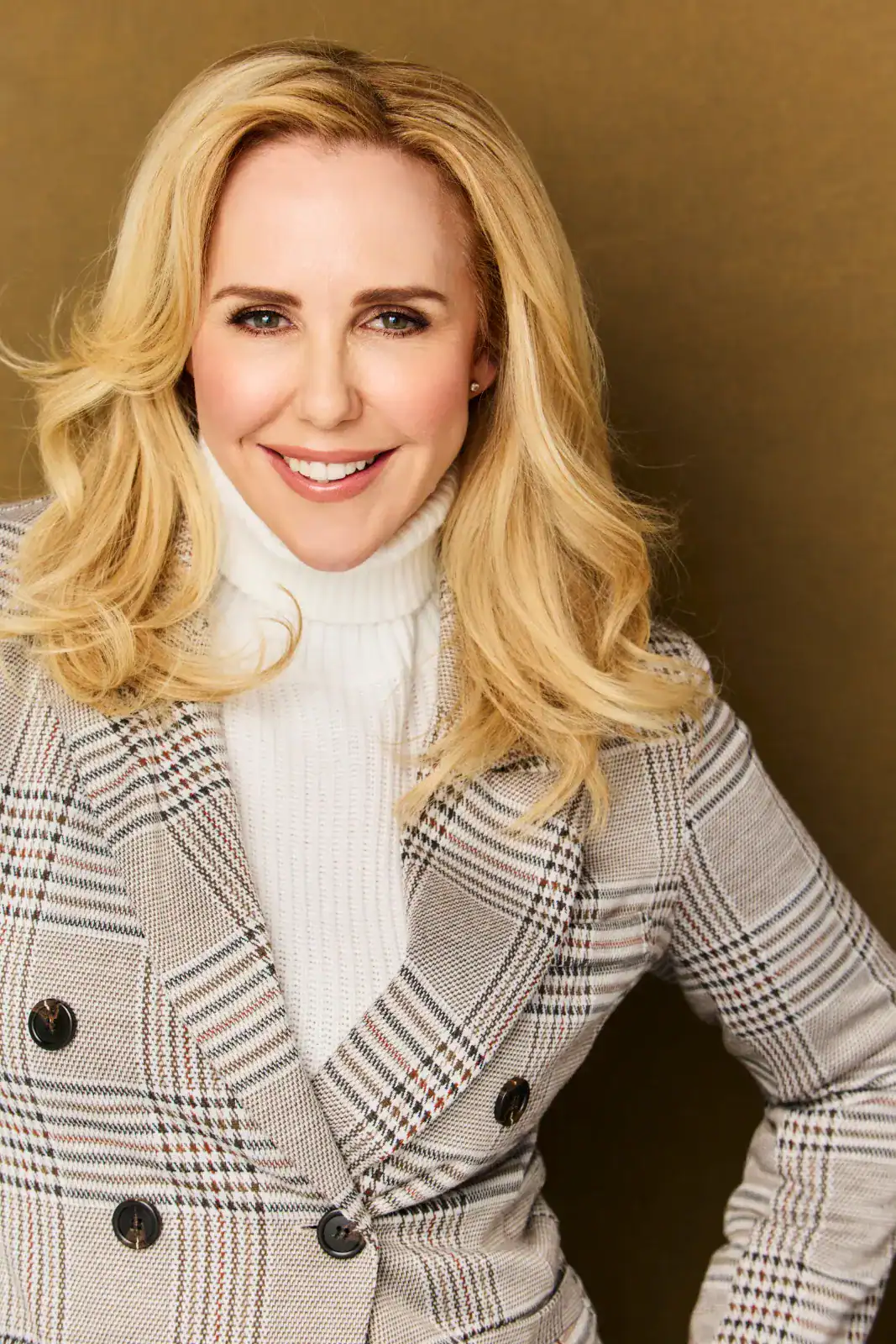 Holly Randall Shares Career Lessons, Reinvention in CarlyDavid.com Interview - Image 01 (May 28, 2026)